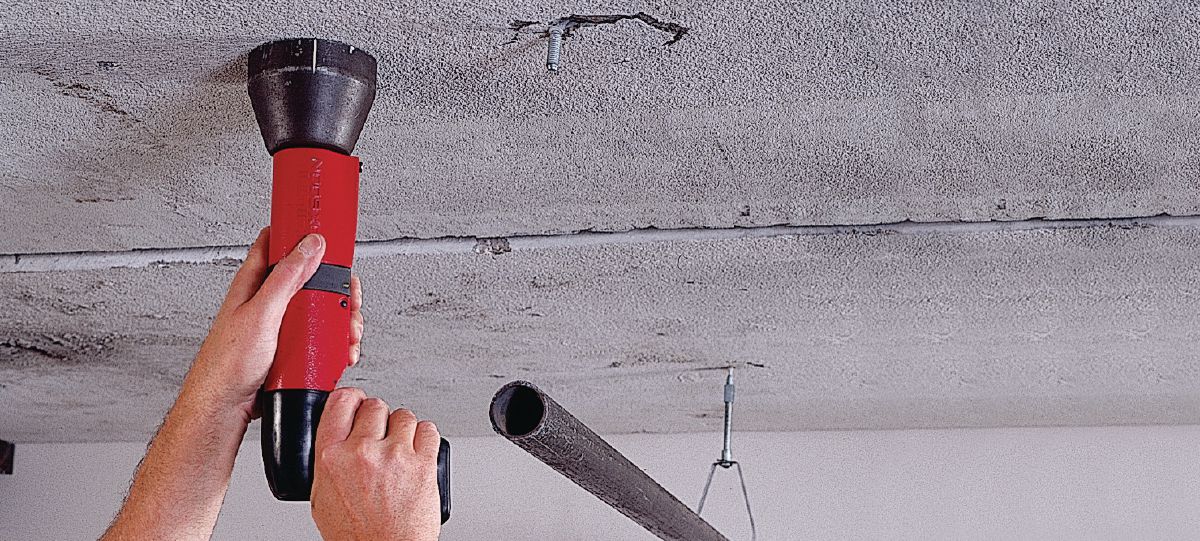 DX600N_APP_s.tif, X-W10 3/8" threaded stud