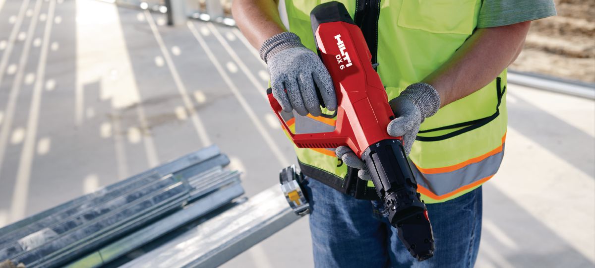 DX 6 with P8 Piston assy, application on a jobsite (HNA)